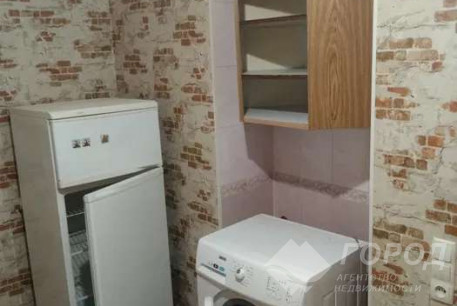 Продам 4-х кімнатну квартиру, Центр, Площадь Конституции метро (Советская), Код: 684877/27