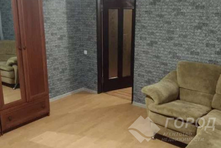 Продам 4-х кімнатну квартиру, Центр, Площадь Конституции метро (Советская), Код: 684877/27
