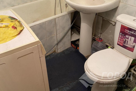 Продам 2-х кімнатну квартиру, Новые дома, Дворец спорта, Код: 684884/3