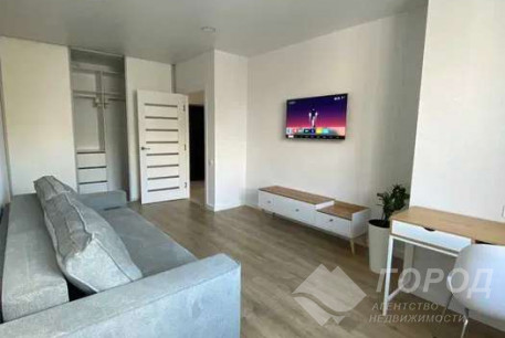 Продам 1-кімнатну квартиру в новобудові, ХТЗ, ХТЗ метро, Код: 685293/2