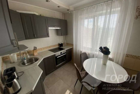 Сдам 2-х кімнатну квартиру, Сосновая Горка, Код: 686005/2