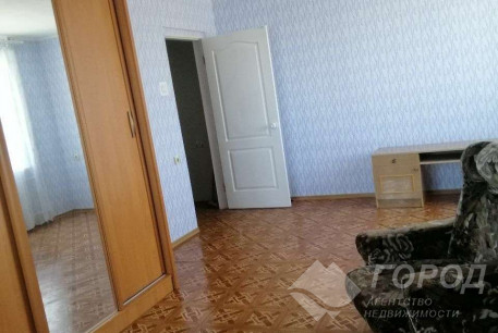 Продам 2-х кімнатну квартиру, Рогань, Код: 686031/4