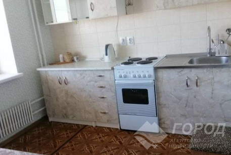 Продам 2-х кімнатну квартиру, Рогань, Код: 686031/4