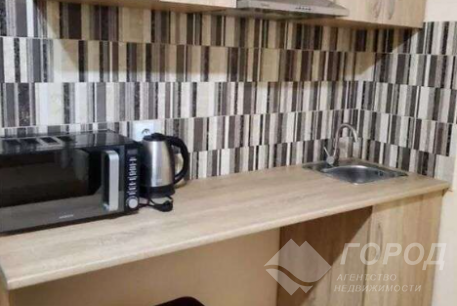 Продам 1-кімнатну квартиру в новобудові, Центральный рынок, Код: 686413/10