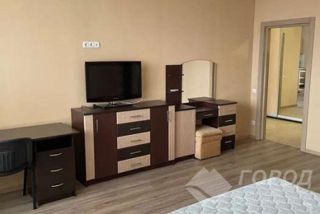 Сдам 3-х кімнатну квартиру, Центр, Код: 686512/4