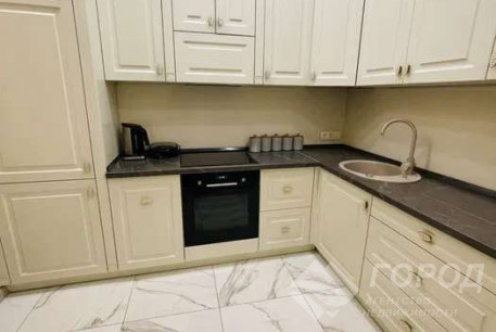 Продам 3-х кімнатну квартиру, Центр, Площадь Конституции метро (Советская), Код: 687288/4