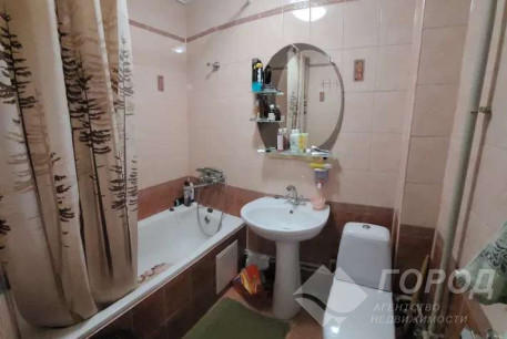 Продам 1-кімнатну квартиру, Рогань, Роганский ж/м, Код: 687461/3