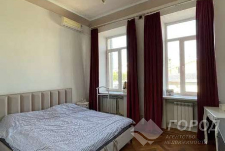 Сдам 4-х кімнатну квартиру, Центр, Площадь Конституции метро (Советская), Код: 687562/2