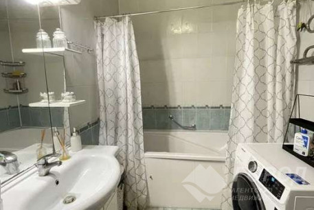 Сдам 4-х кімнатну квартиру, Центр, Площадь Конституции метро (Советская), Код: 687562/2