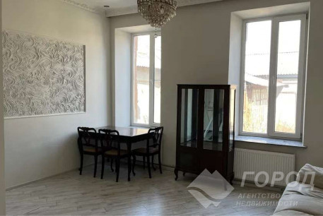 Сдам 2-х кімнатну квартиру, Центральный рынок, Код: 687580/8