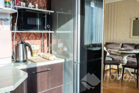 Продам 3-х кімнатну квартиру, Рогань, Горизонт, Код: 688435/2