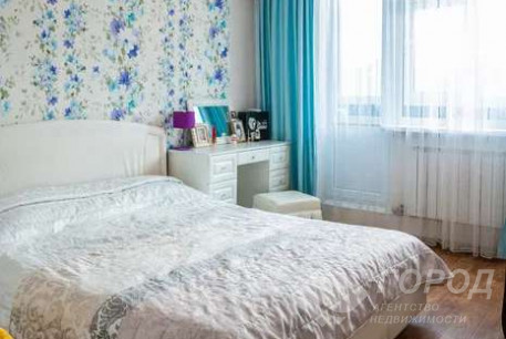 Продам 3-х кімнатну квартиру, Рогань, Горизонт, Код: 688435/2