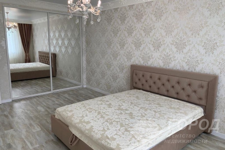 Сдам 2-х кімнатну квартиру, Центр, Госпром метро, Код: 689413/4