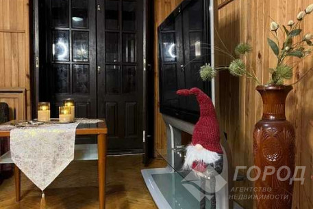 Продам 2-х кімнатну квартиру, Гагарина проспект, Защитников Украины метро (Площадь Восстания), Код: 690070/2