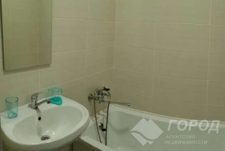 Сдам гостинку, Центр, Код: 690087/2