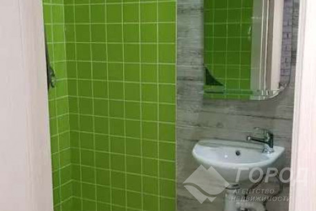 Сдам гостинку, Центр, Площадь Конституции метро (Советская), Код: 690087/5