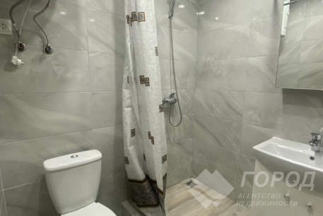 Продам 2-х кімнатну квартиру, Гагарина проспект, Код: 690546/5