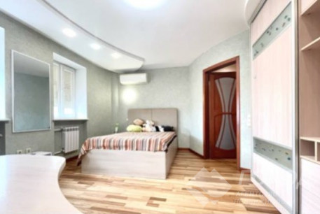 Продам 3-х кімнатну квартиру в новобудові, Гагарина проспект, Код: 690973/11