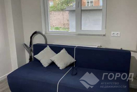 Продам гостинку, Центр, Код: 691001/5