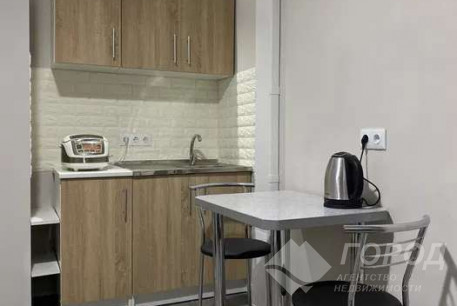 Продам гостинку, Центр, Код: 691001/5