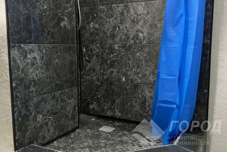 Продам гостинку, Центр, Код: 691001/5