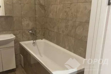 Сдам 4-х кімнатну квартиру, Гагарина проспект, Защитников Украины метро (Площадь Восстания), Код: 691138/6