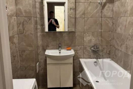 Продам 4-х кімнатну квартиру, Гагарина проспект, Защитников Украины метро (Площадь Восстания), Код: 691138/8