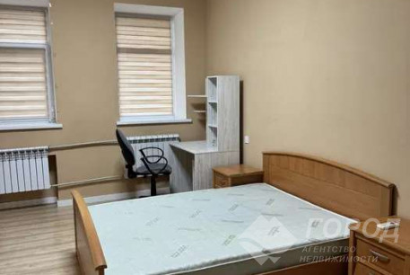 Продам 4-х кімнатну квартиру, Гагарина проспект, Защитников Украины метро (Площадь Восстания), Код: 691138/8