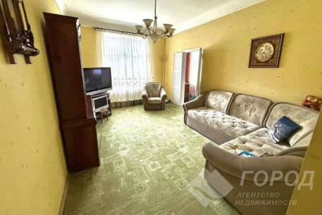 Продам 3-х кімнатну квартиру, ХТЗ, ХТЗ метро, Код: 694573/2