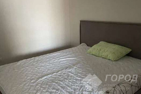 Продам 1-кімнатну квартиру в новобудові, Центр, Код: 695833/4