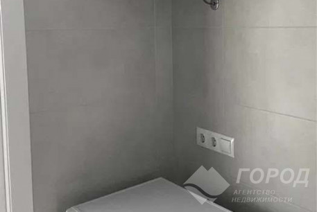 Продам 1-кімнатну квартиру в новобудові, Центр, Код: 695833/4