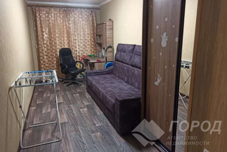 Продам 2-х кімнатну квартиру, Дергачевский р-н, Солоницевка пгт., Код: 695890/2