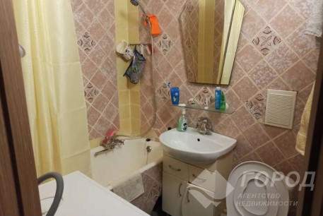 Продам 2-х кімнатну квартиру, Дергачевский р-н, Солоницевка пгт., Код: 695890/2