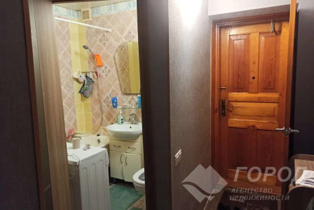 Продам 2-х кімнатну квартиру, Дергачевский р-н, Солоницевка пгт., Код: 695890/2