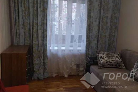 Сдам 4-х кімнатну квартиру, Пятихатки, Код: 696296/1