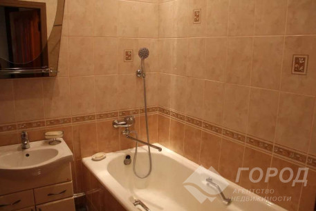 Продам 4-х кімнатну квартиру, Центр, Университет метро, Код: 696398/3
