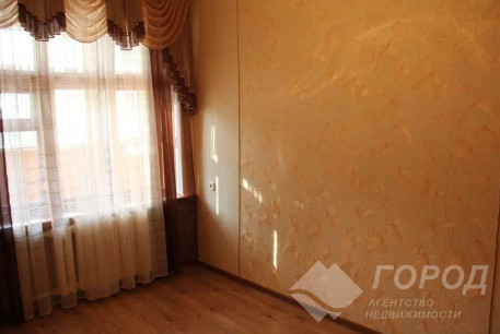 Продам 4-х кімнатну квартиру, Центр, Университет метро, Код: 696398/3
