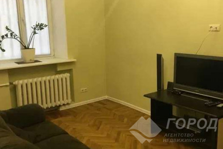 Продам 3-х кімнатну квартиру, Центр, Университет метро, Код: 697048/2
