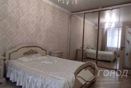 Сдам 3-х кімнатну квартиру, Центр, Архитектора Бекетова метро, Код: 698526/1