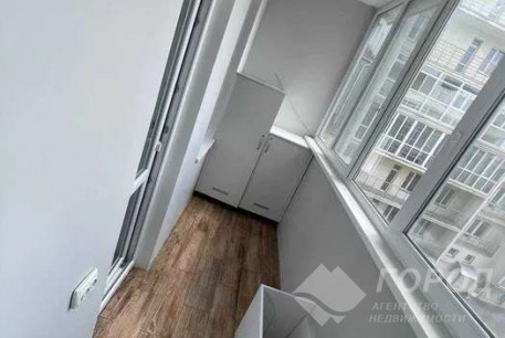 Продам 1-кімнатну квартиру в новобудові, Центр, Код: 699199/10