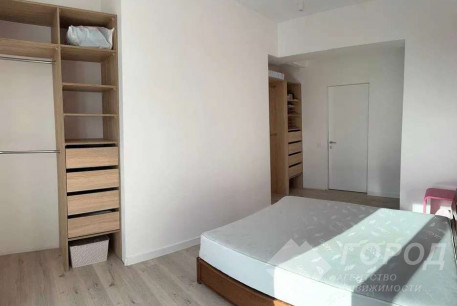 Продам 3-х кімнатну квартиру в новобудові, Павлово поле, Код: 700009/7