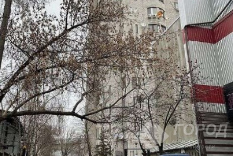 Сдам 3-х кімнатну квартиру, Центральный рынок, Код: 700413/4