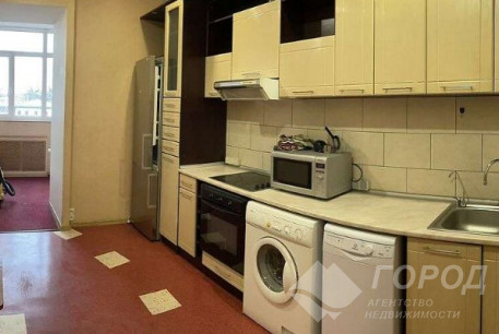 Сдам 3-х кімнатну квартиру, Центральный рынок, Код: 700413/4