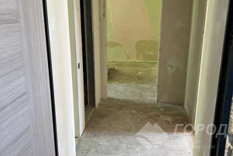 Продам 2-х кімнатну квартиру, Центр, Код: 700965/2