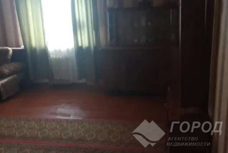 Продам 5-и кімнатну квартиру, ХТЗ, Код: 701175/2