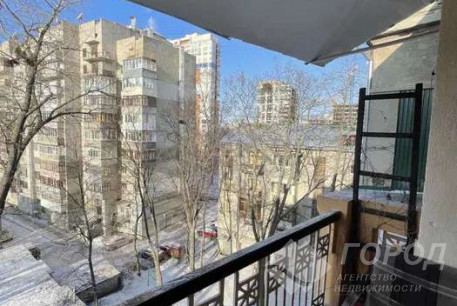 Продам 3-х кімнатну квартиру, Жуковского, Код: 701210/3