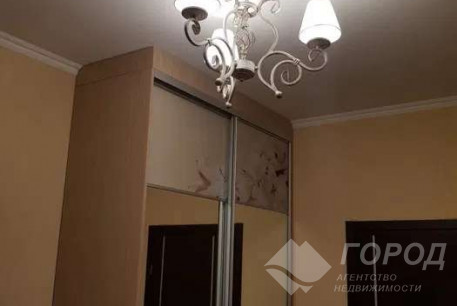 Продам 3-х кімнатну квартиру, Центральный рынок, Южный вокзал метро, Код: 701232/2