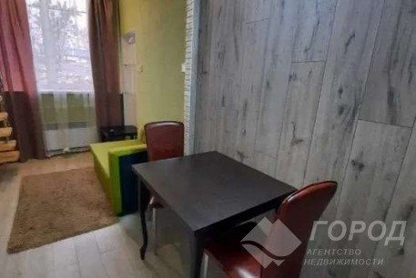 Сдам гостинку, Гагарина проспект, Защитников Украины метро (Площадь Восстания), Код: 701659/2