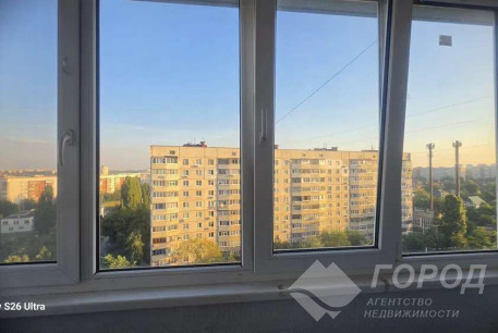 Продам 3-х кімнатну квартиру, Рогань, Роганский ж/м, Код: 702067/6