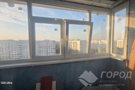 Продам 3-х кімнатну квартиру, Рогань, Роганский ж/м, Код: 702067/6